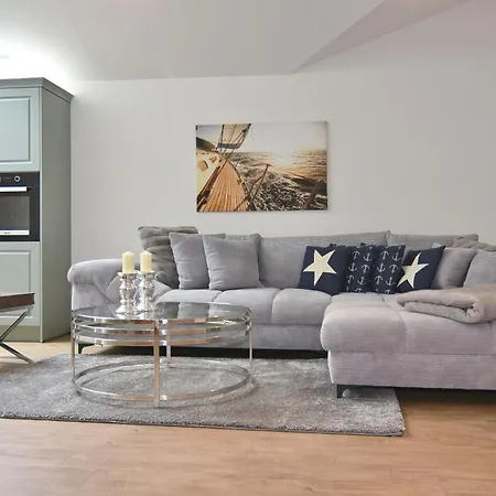 Strandstrasse 21 - 