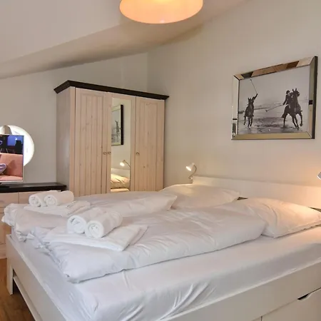 Strandstrasse 21 - 